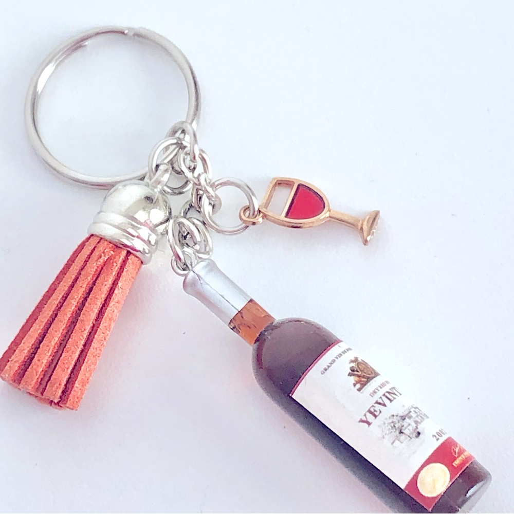 New Rose Red Wine Bottle Enamel Charm Dangling Keychain Rust Tassel Unique Gift